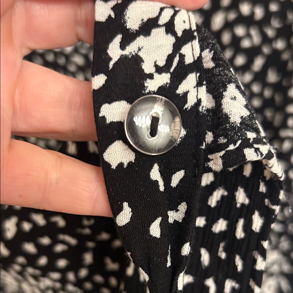 Knox Rose Floral Spotted Black White Rayon Midi Skirt Scalloped Hem Size XXL - Picture 7 of 9